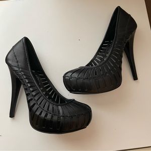 BCBG | Leather Cut Out Pumps